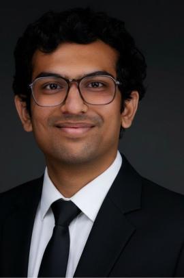 Headshot Krishil Patel